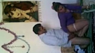 سكس عراقي نيك ارملة عراقية على الارض من راجل قد ابوها